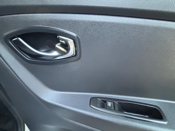 Used Renault Captur 2017 for sale - 75608840: Photo 24