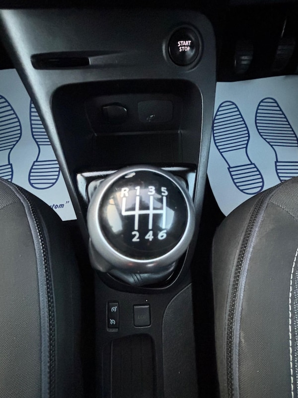 Used Renault Captur 2017 for sale - 75608840: Photo 35