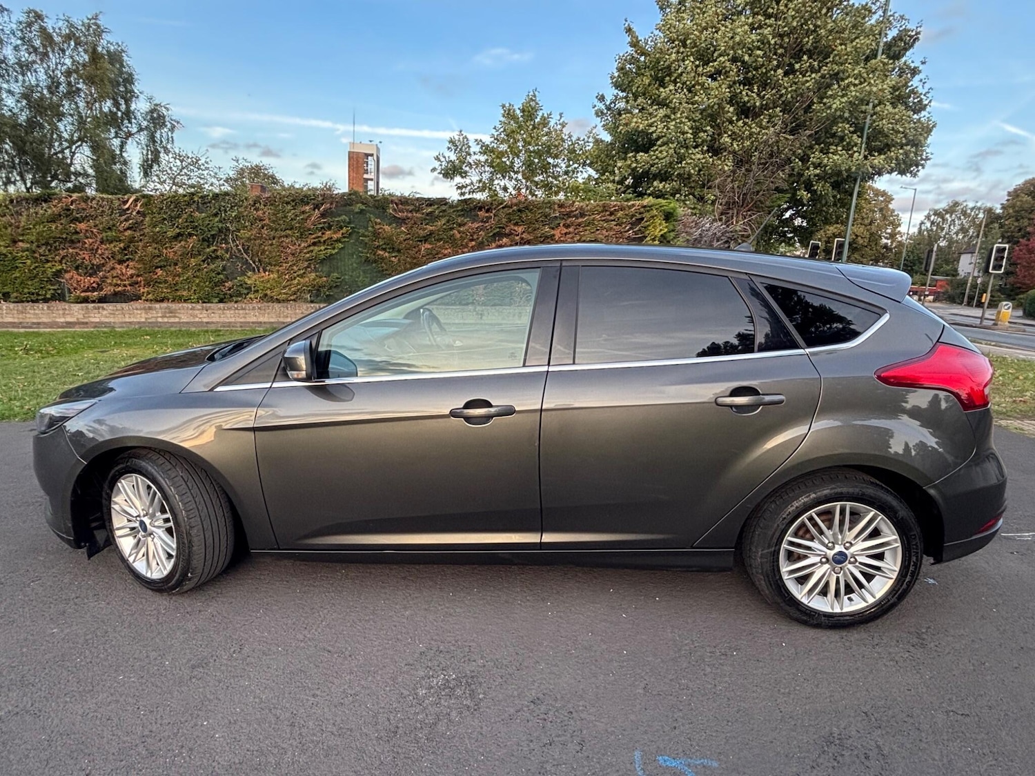 Used Ford Focus 2017 for sale - 76013742: Photo 2