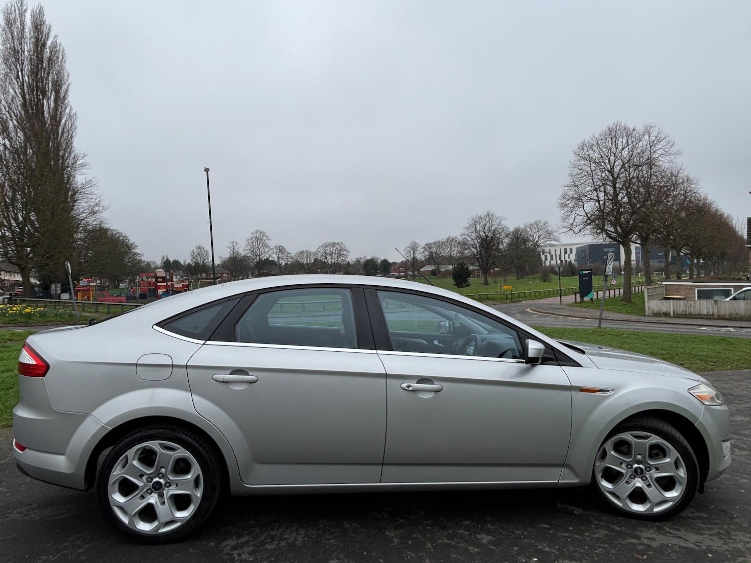 Used Ford Mondeo 2009 for sale - 77958179: Photo 8