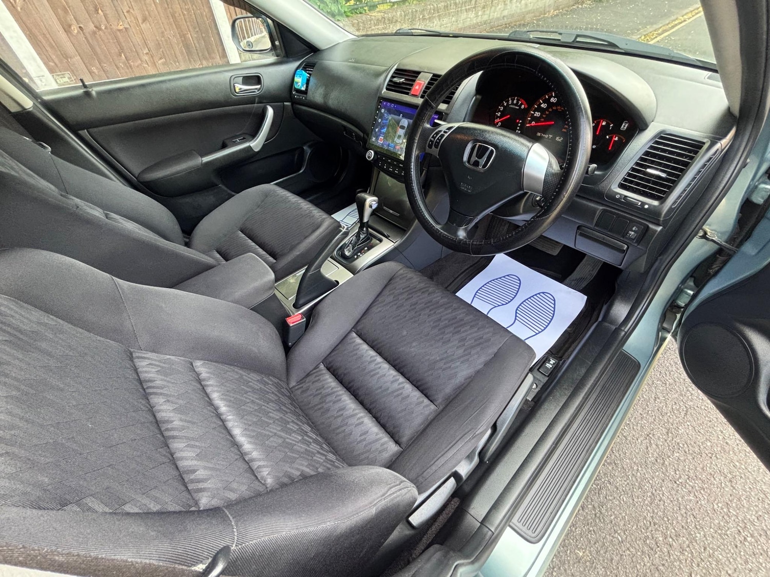 Used Honda Accord 2004 for sale - 76644803: Photo 18