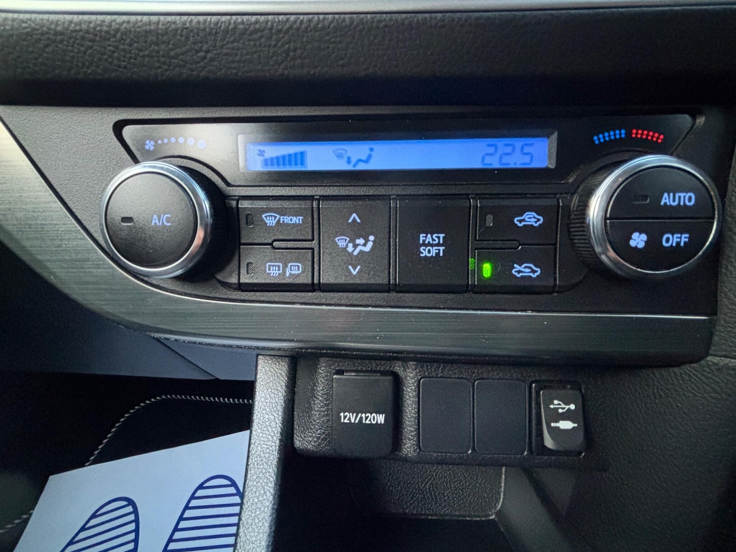 Used Toyota Auris 2013 for sale - 76409175: Photo 35