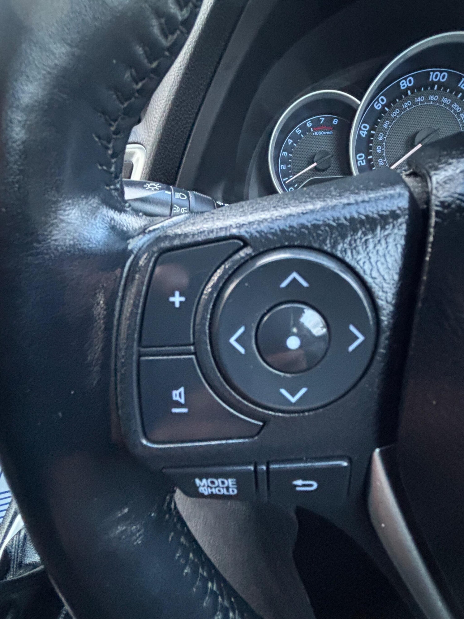 Used Toyota Auris 2013 for sale - 76409175: Photo 40