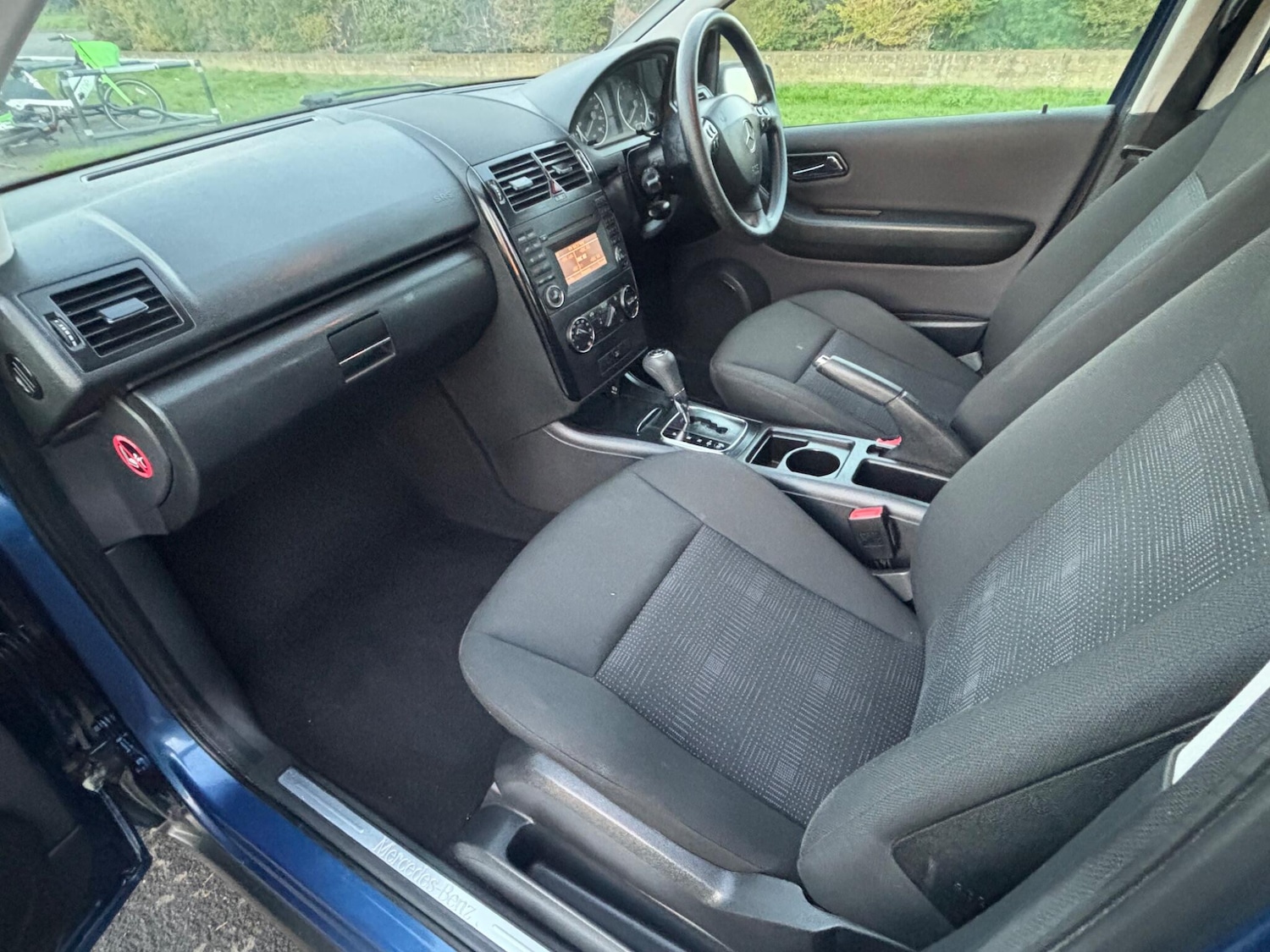 Used Mercedes-Benz A-Class 2010 for sale - 77052541: Photo 28