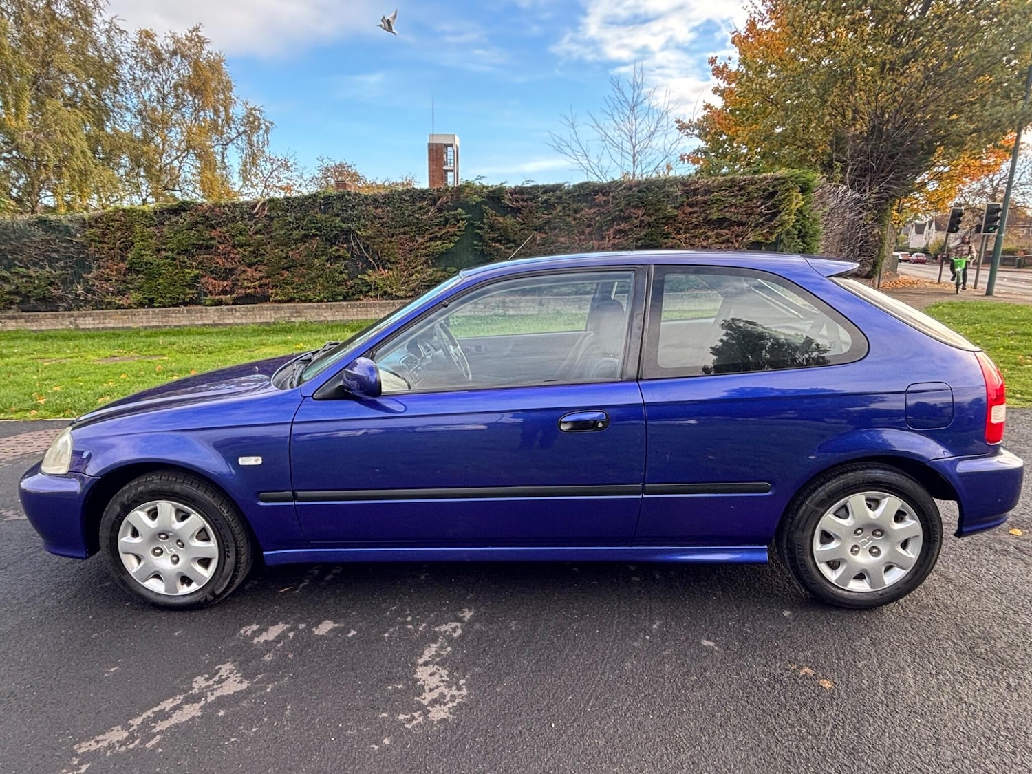Used Honda Civic 1999 for sale - 76377289: Photo 2