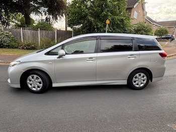 Used Toyota Wish 2020 for sale - 75076143: Photo
