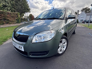 (57) - 1.6 16V 2 Tiptronic 5dr