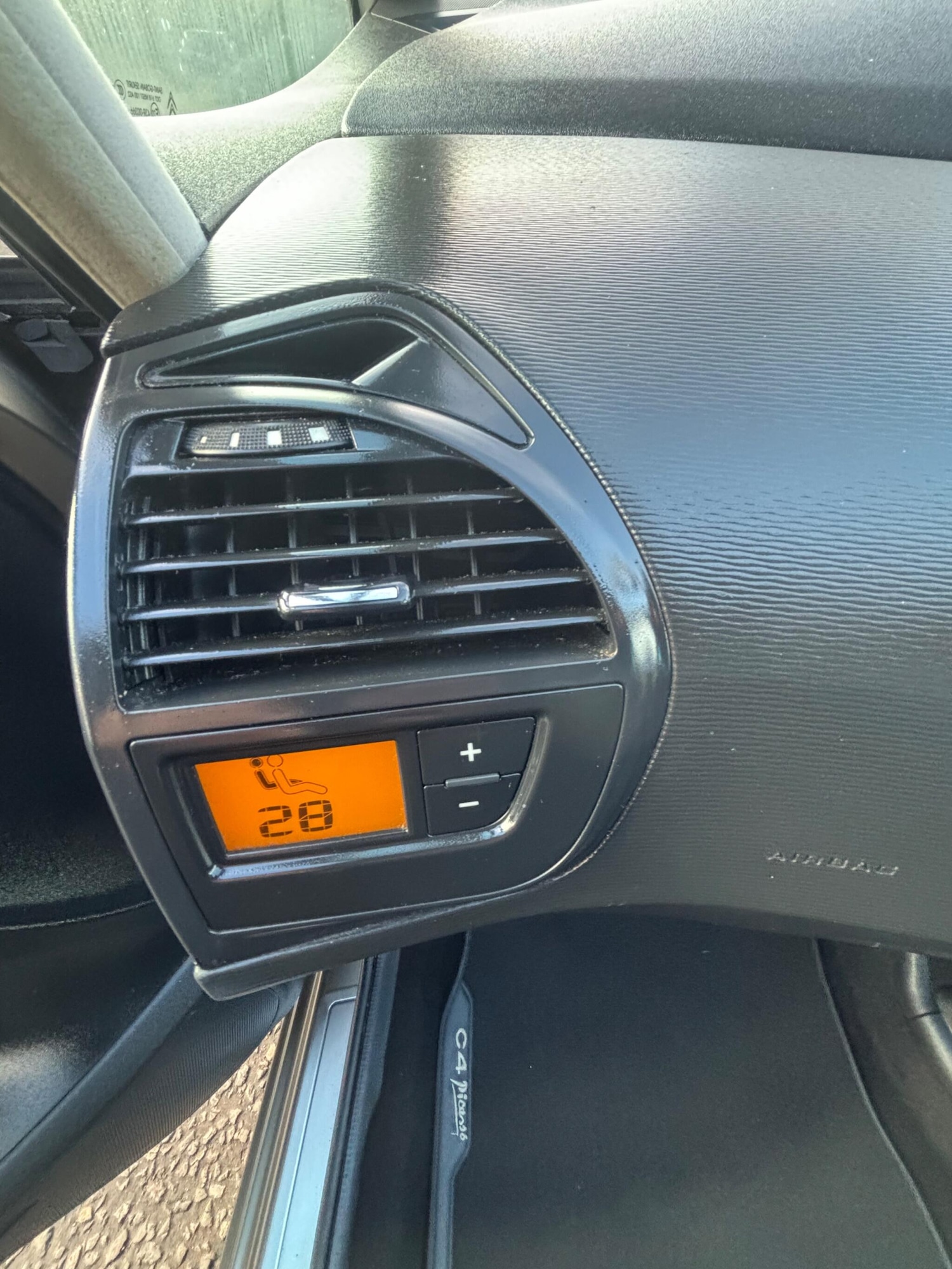 Used Citroen C4 Picasso 2010 for sale - 77016397: Photo 33