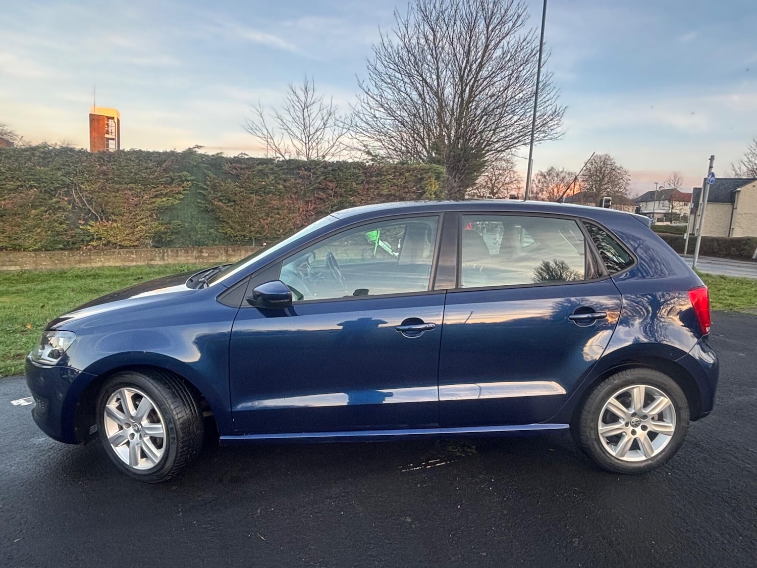 Used Volkswagen Polo 2009 for sale - 76926092: Photo 2