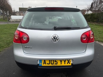 Used Volkswagen Golf 2005 for sale - 77040089: Photo