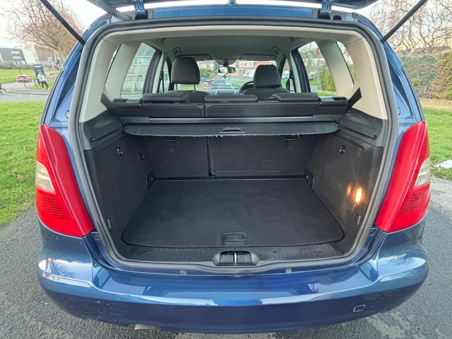 Used Mercedes-Benz A-Class 2010 for sale - 76926872: Photo 9