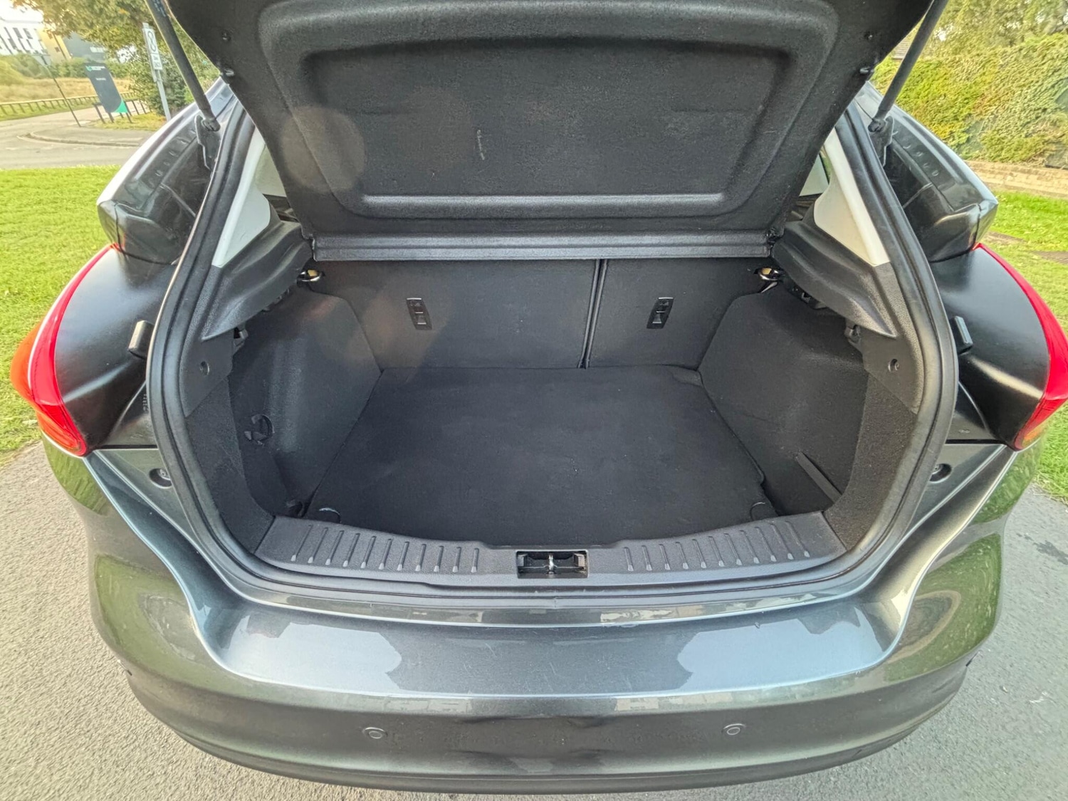 Used Ford Focus 2017 for sale - 76715363: Photo 10