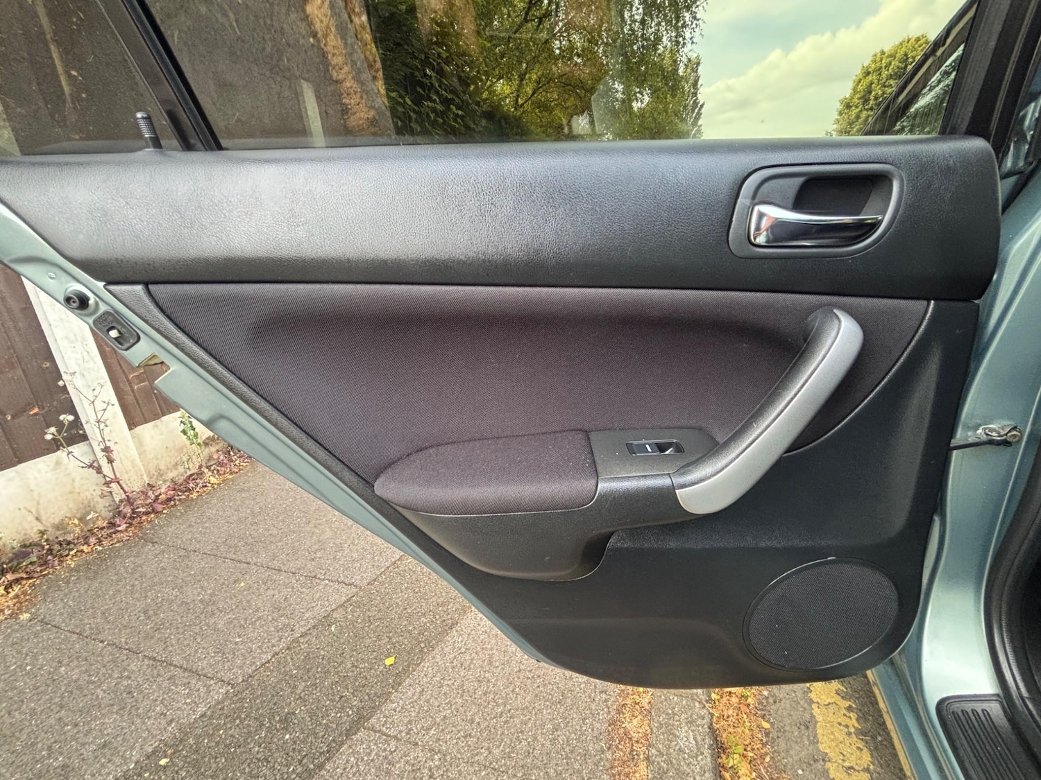 Used Honda Accord 2004 for sale - 76991159: Photo 26