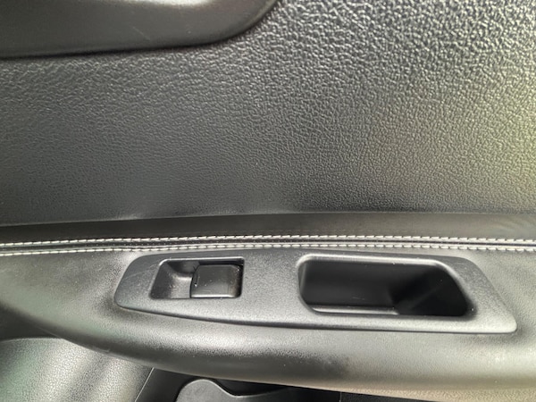 Used Nissan Qashqai 2010 for sale - 76307440: Photo 23