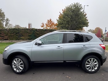 Used Nissan Qashqai 2010 for sale - 76307440: Photo 2
