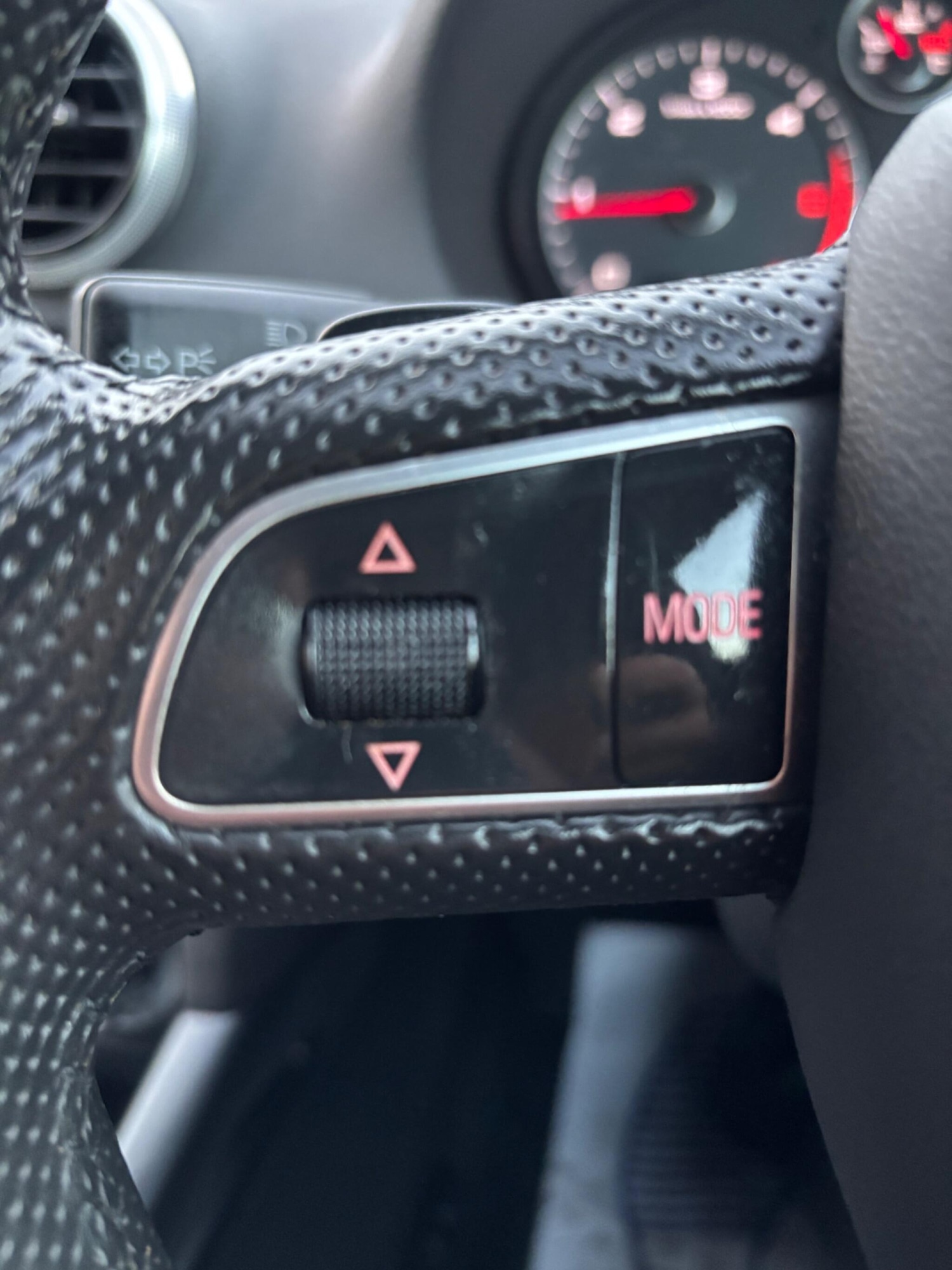 Used Audi A3 2011 for sale - 77016506: Photo 28