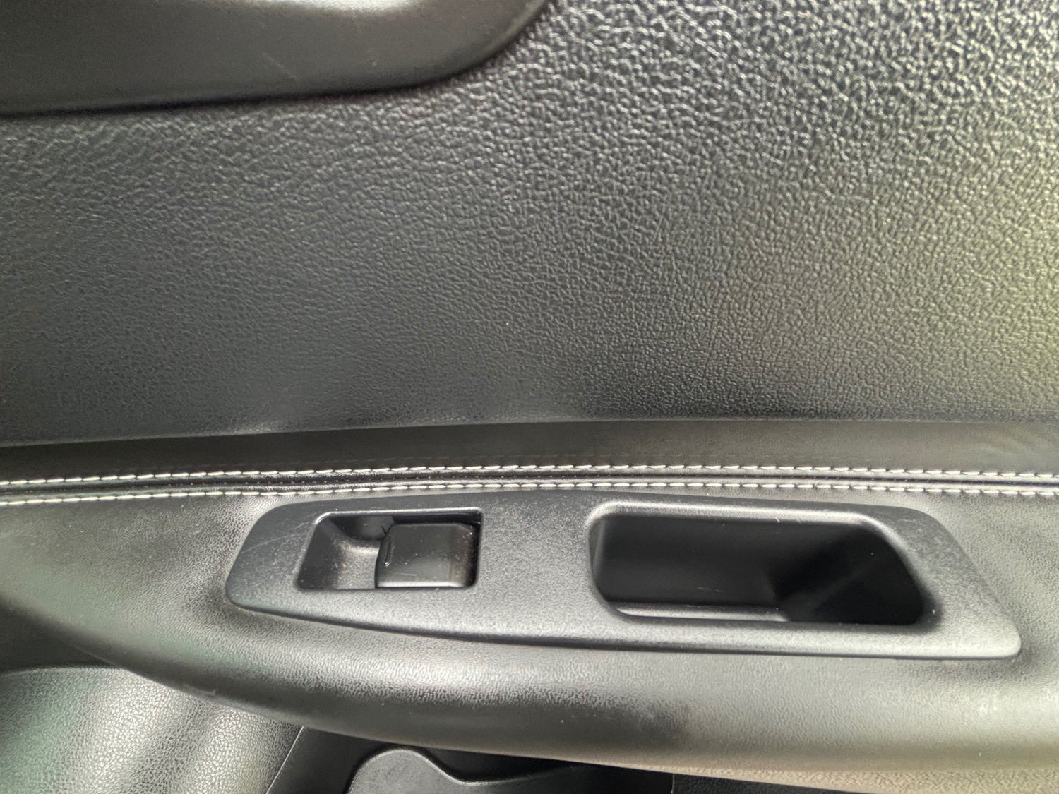 Used Nissan Qashqai 2010 for sale - 76255106: Photo 23