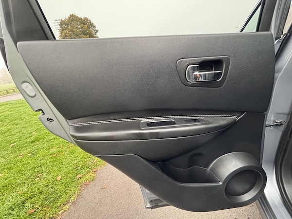 Used Nissan Qashqai 2010 for sale - 76255106: Photo 24