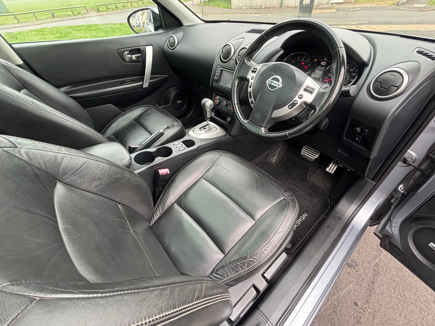 Used Nissan Qashqai 2010 for sale - 76255106: Photo 28