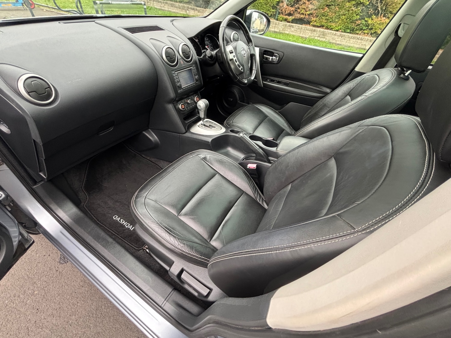 Used Nissan Qashqai 2010 for sale - 76255106: Photo 31