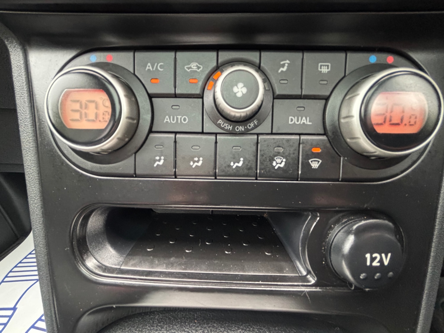 Used Nissan Qashqai 2010 for sale - 76255106: Photo 39