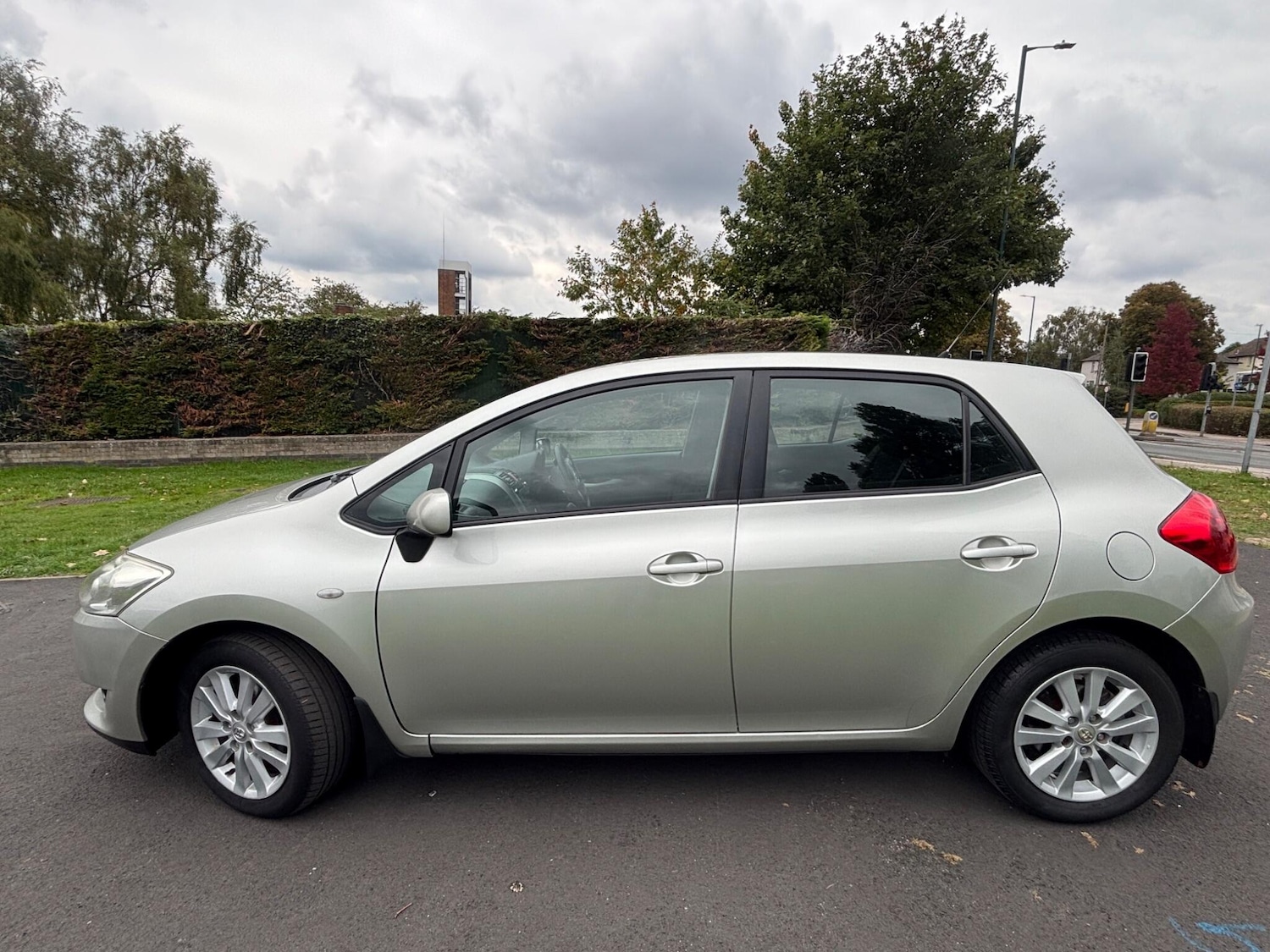 Used Toyota Auris 2007 for sale - 76446743: Photo 2