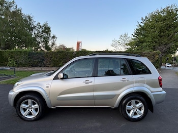 Used Toyota RAV4 2004 for sale - 78475491: Photo