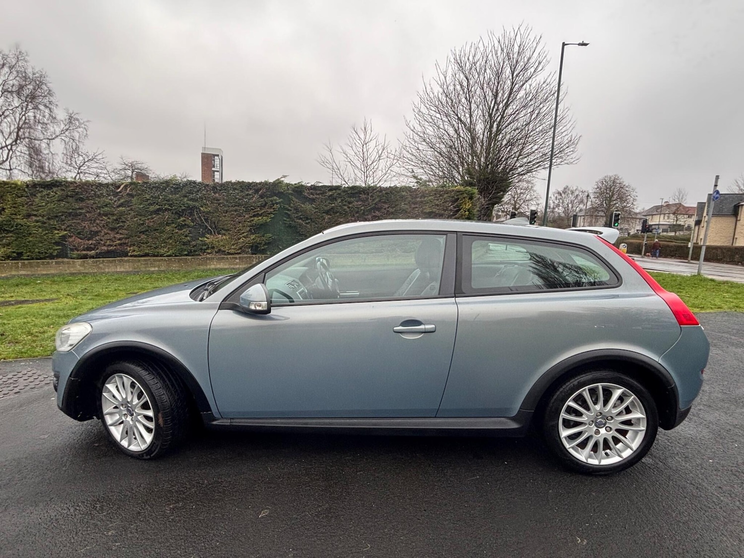 Used Volvo C30 2010 for sale - 77400705: Photo 2