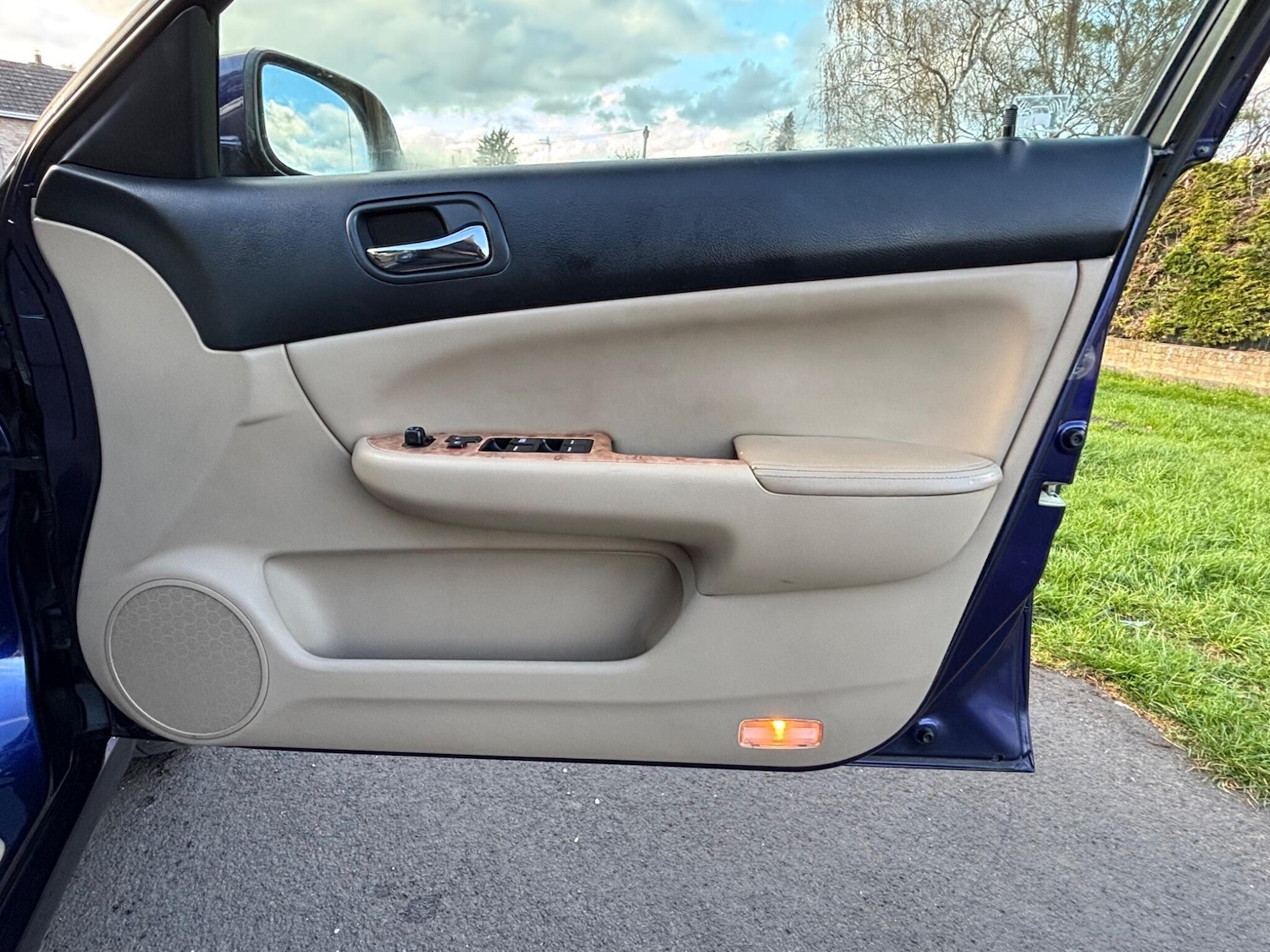 Used Honda Accord 2004 for sale - 78205398: Photo 15