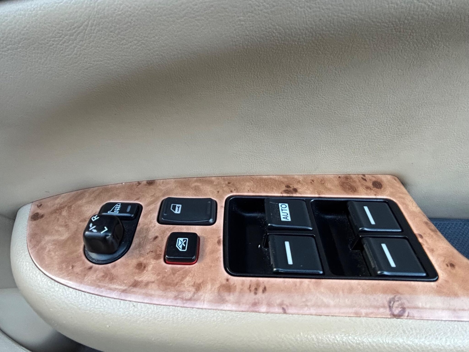 Used Honda Accord 2004 for sale - 78205398: Photo 16