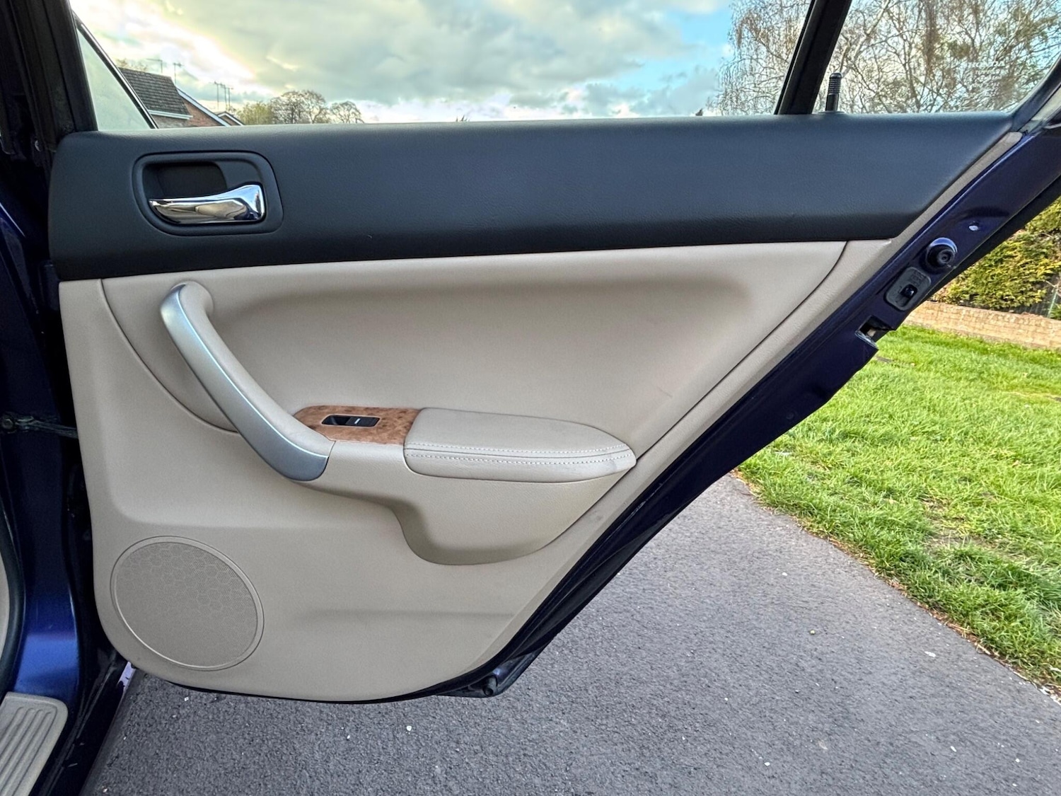 Used Honda Accord 2004 for sale - 78205398: Photo 19