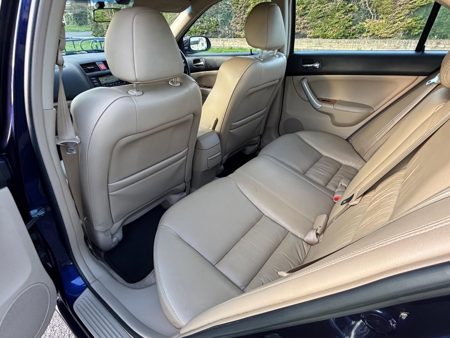 Used Honda Accord 2004 for sale - 78205398: Photo 22