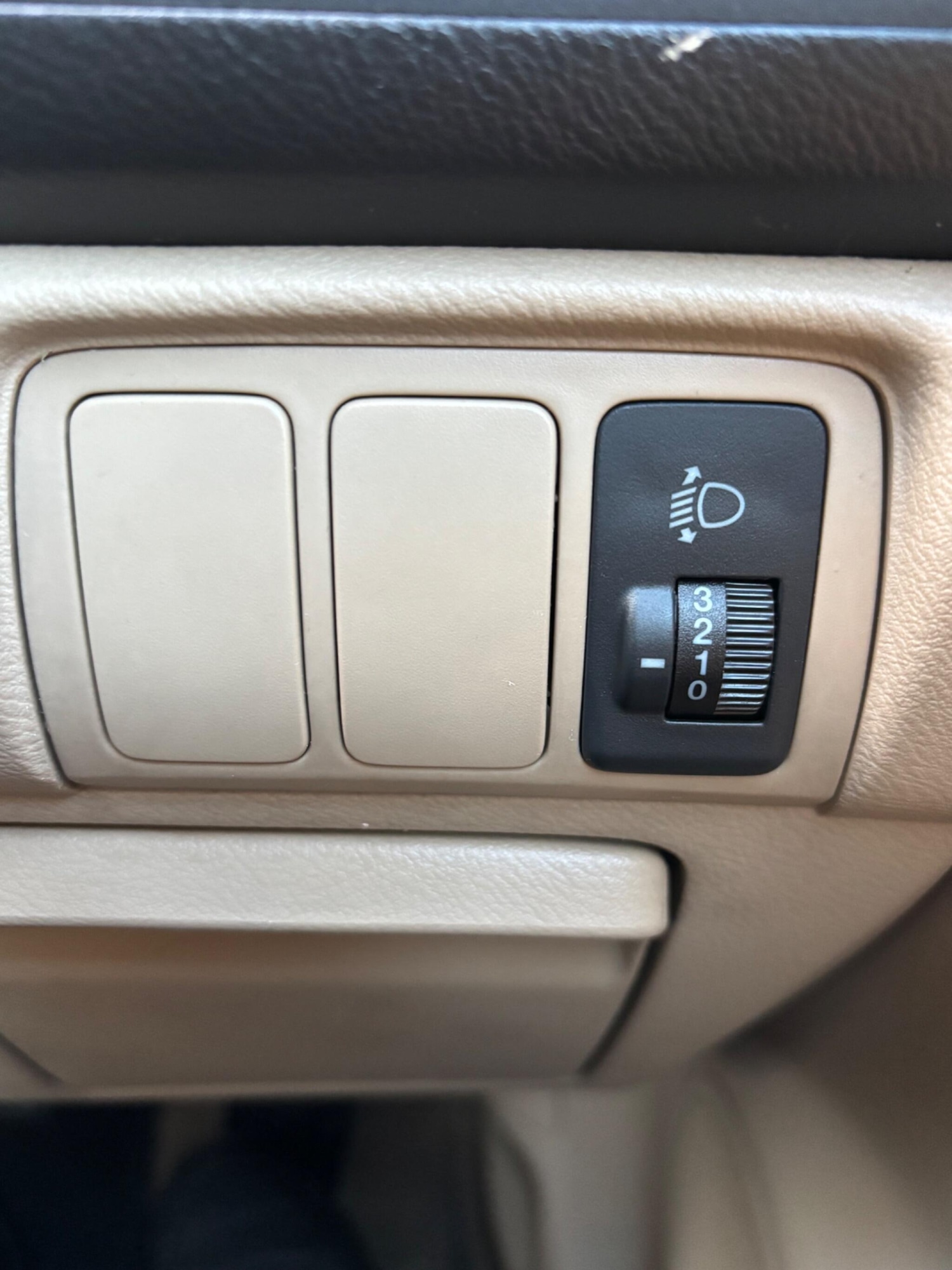 Used Honda Accord 2004 for sale - 78205398: Photo 34