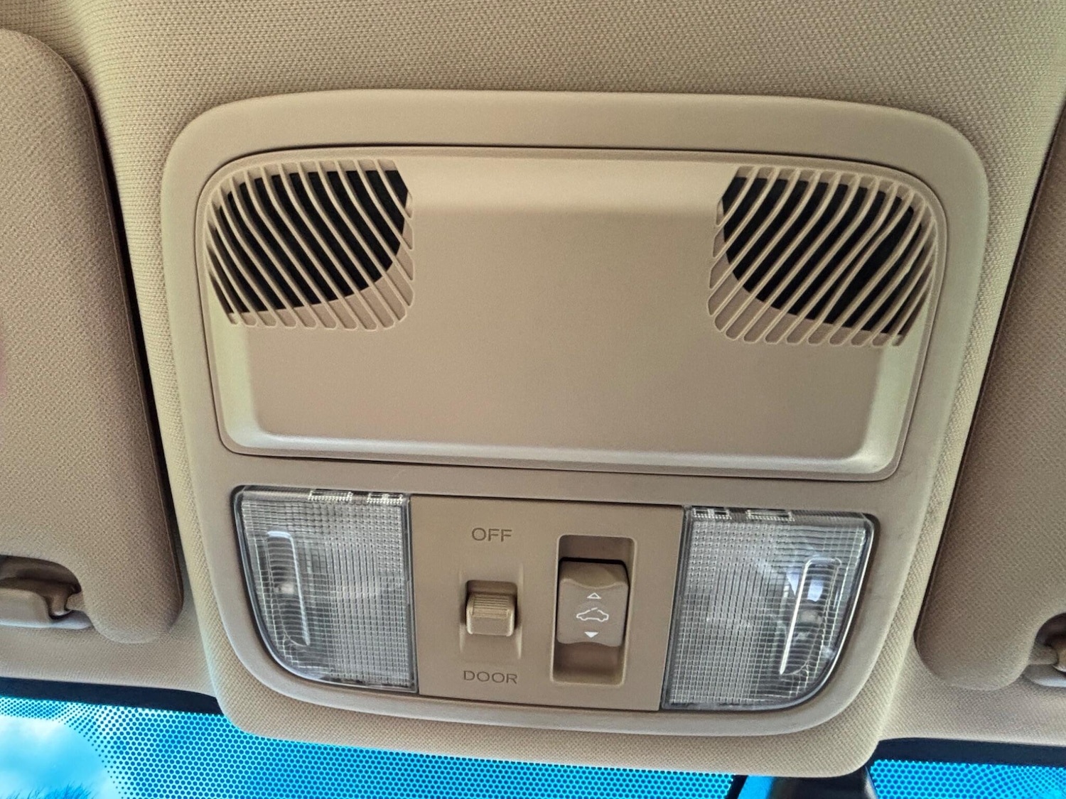 Used Honda Accord 2004 for sale - 78205398: Photo 35