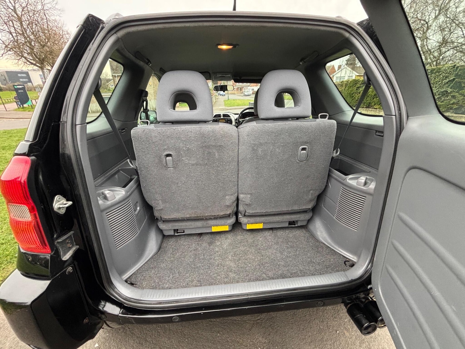 Used Toyota RAV4 2003 for sale - 78115816: Photo 12