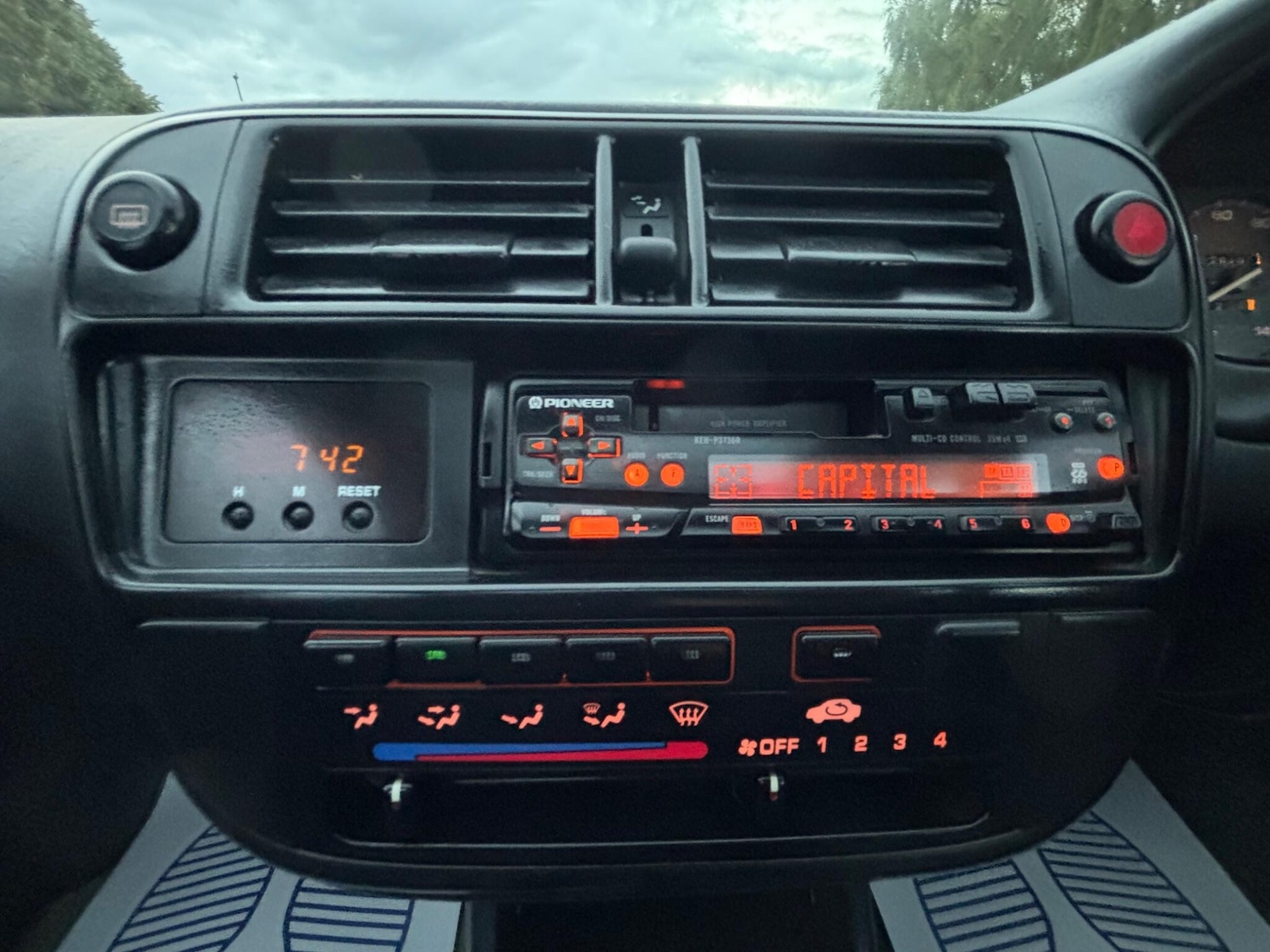 Used Honda Civic 1999 for sale - 77155579: Photo 25