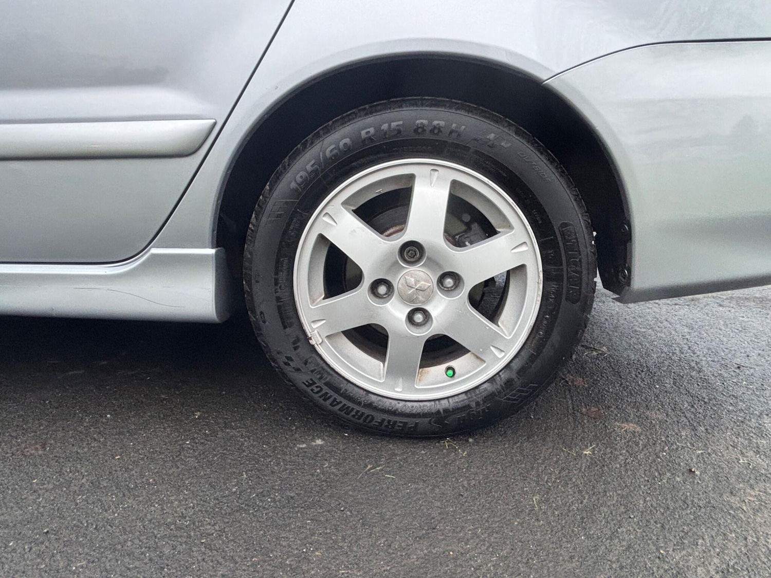 Used Mitsubishi Lancer 2005 for sale - 77400703: Photo 13