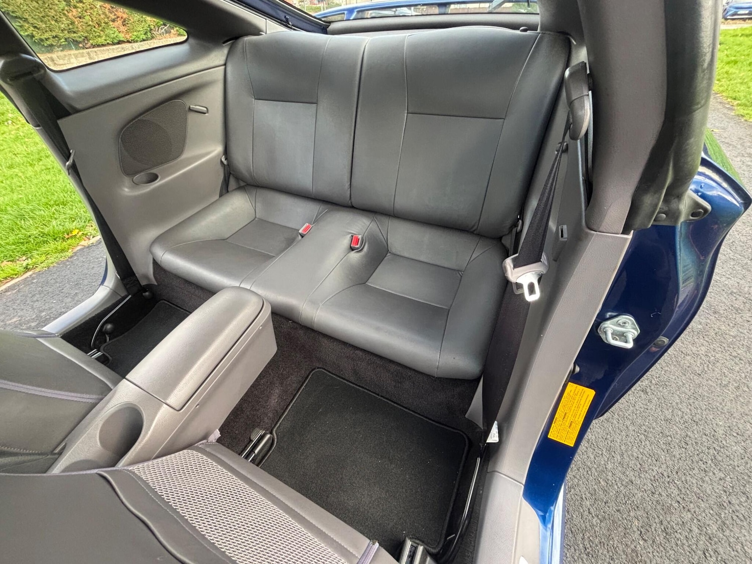 Used Toyota Celica 2002 for sale - 76522512: Photo 24