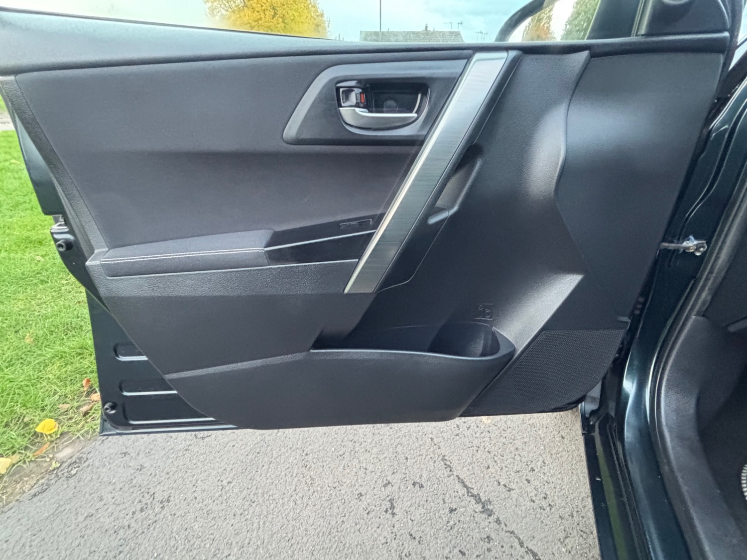 Used Toyota Auris 2013 for sale - 76376392: Photo 24