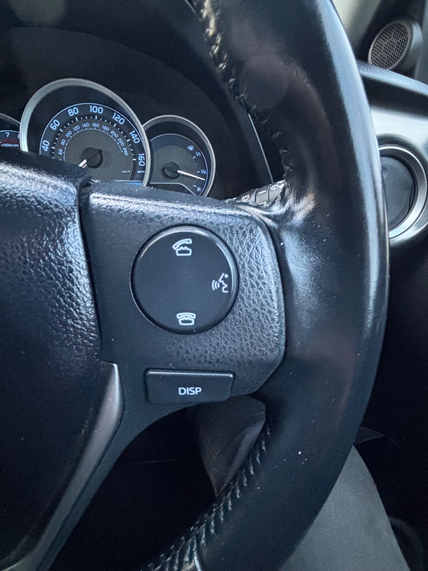 Used Toyota Auris 2013 for sale - 76376392: Photo 39
