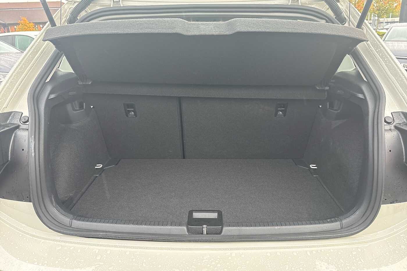 Used Volkswagen Polo 2023 for sale - 76095633: Photo 12