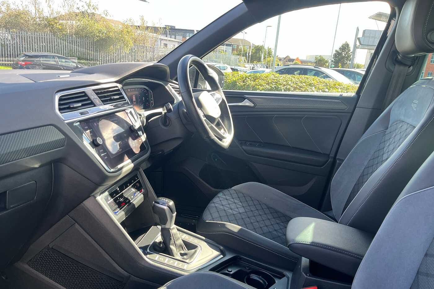 Used Volkswagen Tiguan 2024 for sale - 75966470: Photo 2