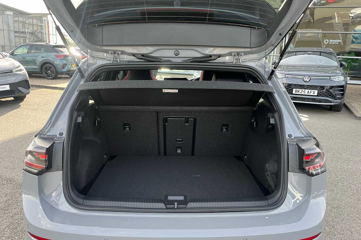 Used Volkswagen Golf 2025 for sale - 76447065: Photo 12