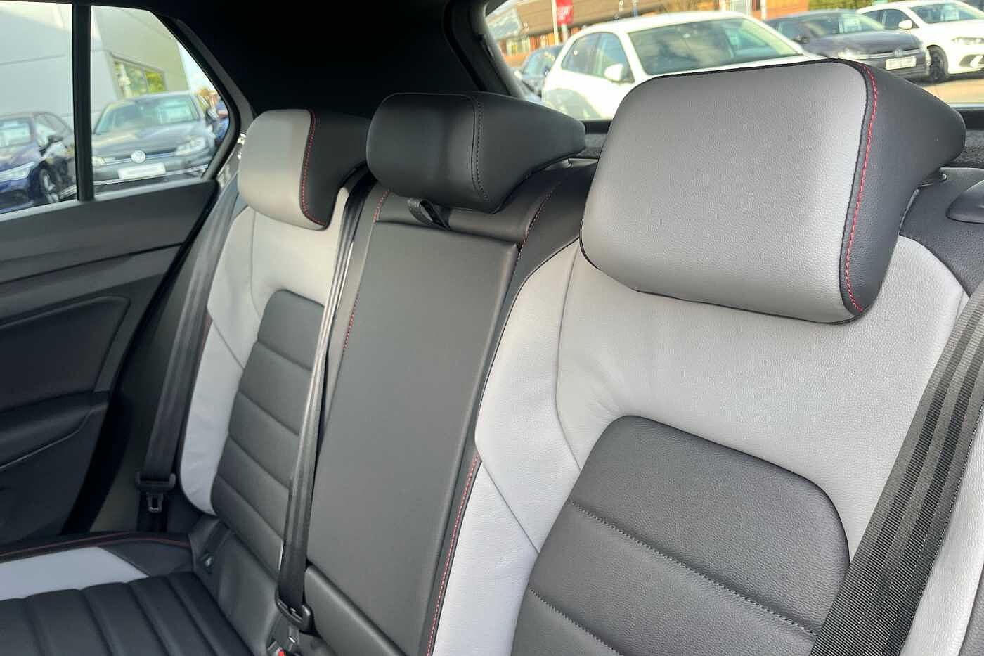Used Volkswagen Golf 2025 for sale - 76372332: Photo 11