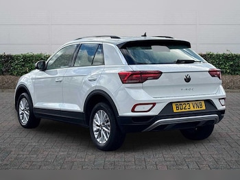 Used Volkswagen T-Roc 2023 for sale - 77470347: Photo