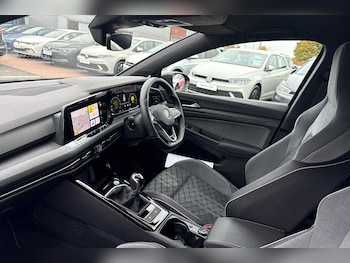 Used Volkswagen Golf 2022 for sale - 76202325: Photo 2