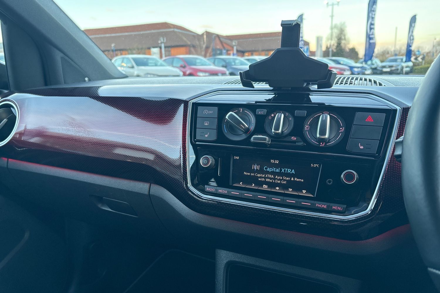 Used Volkswagen up! 2019 for sale - 77124476: Photo 11