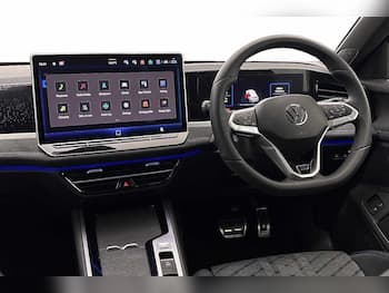 Used Volkswagen Passat 2025 for sale - 79742804: Photo