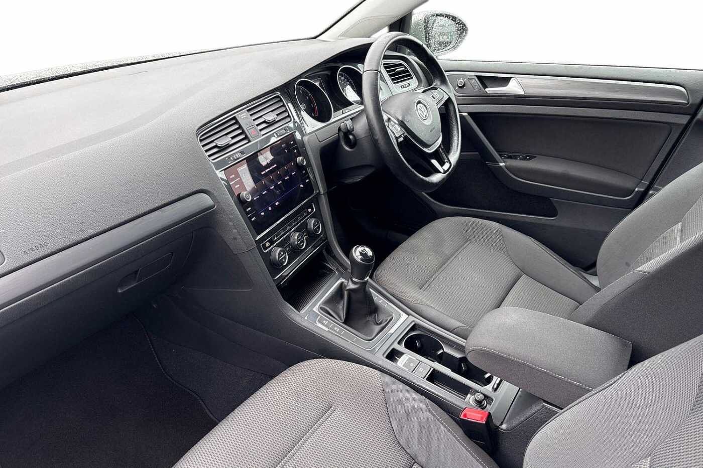 Used Volkswagen Golf 2020 for sale - 76514428: Photo 2