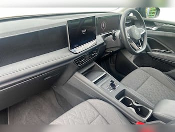 Used Volkswagen Tiguan 2024 for sale - 79623018: Photo